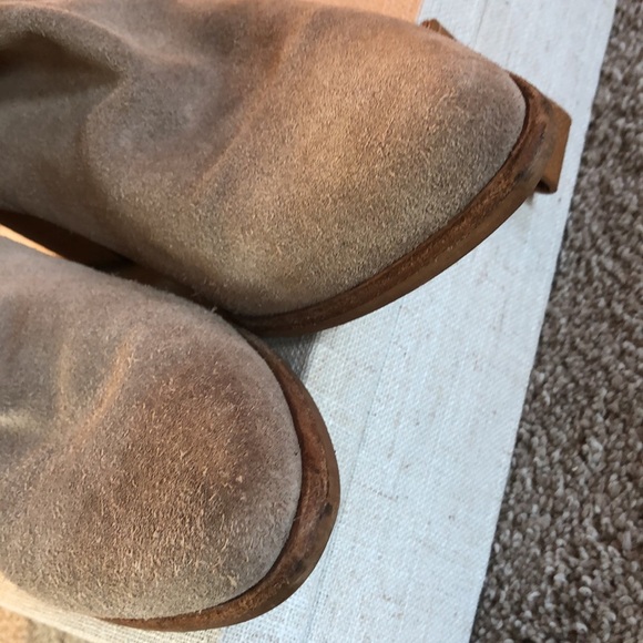 Dolce Vita beige genuine suede ankle boot pointed toe back zipper block heel 8.5 - Picture 7 of 12